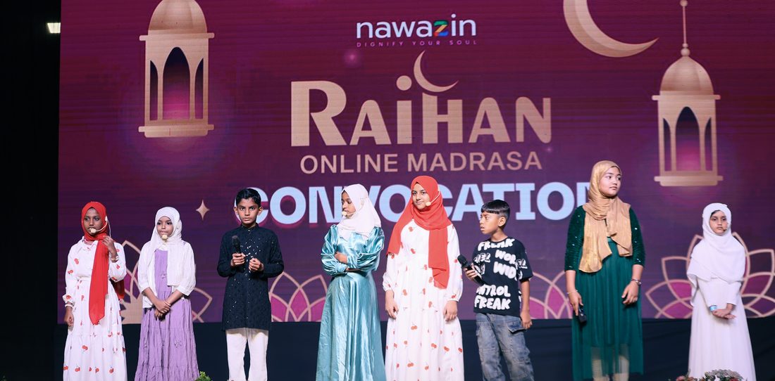 Raihan Online Madrasa Convocation students on stage